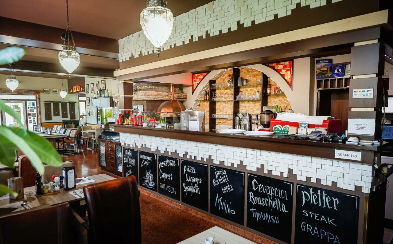 Gozmalom Etterem Es Panzio Bed & Breakfast Körmend Екстериор снимка